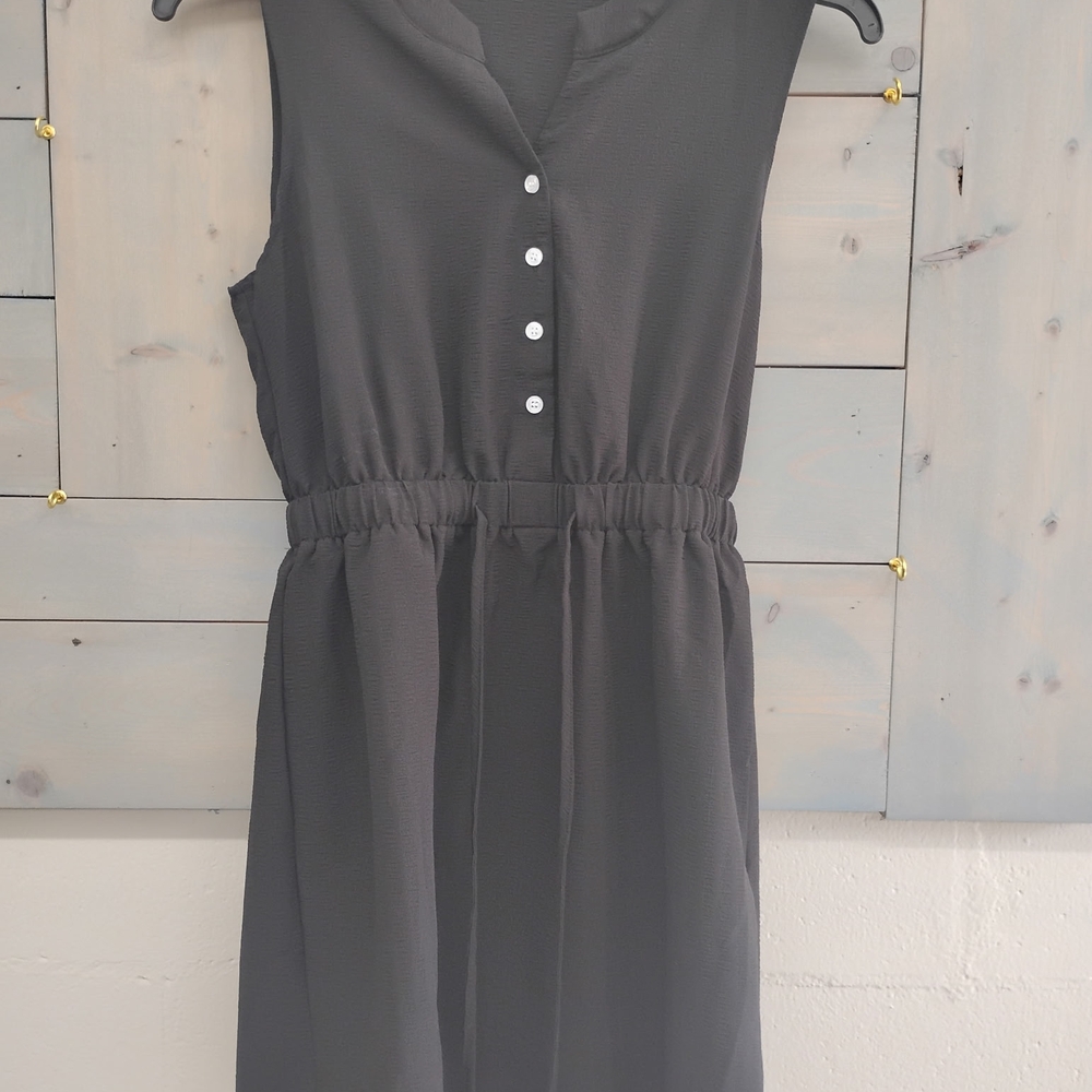 Elegant Black Sleeveless Dress
